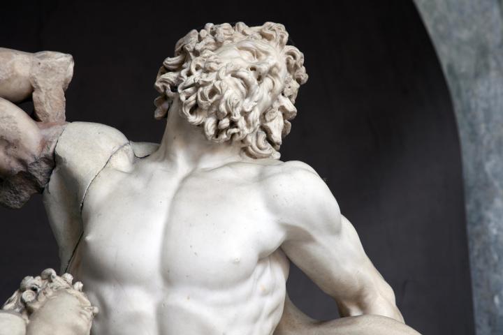 a sculpture of a person