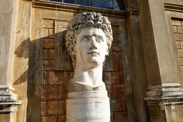 a statue of a person