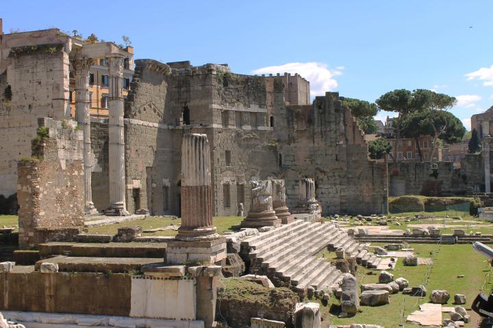an old stone building