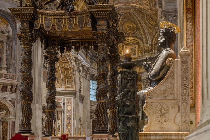 a statue in front of a building