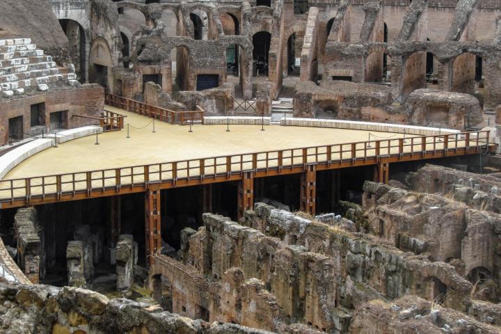 an old stone building